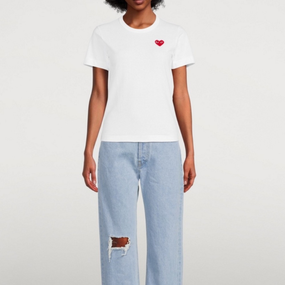 Comme des garçon Play - BASIC T-SHIRT RED EMBLEM (WHITE) - Picture 4 of 9